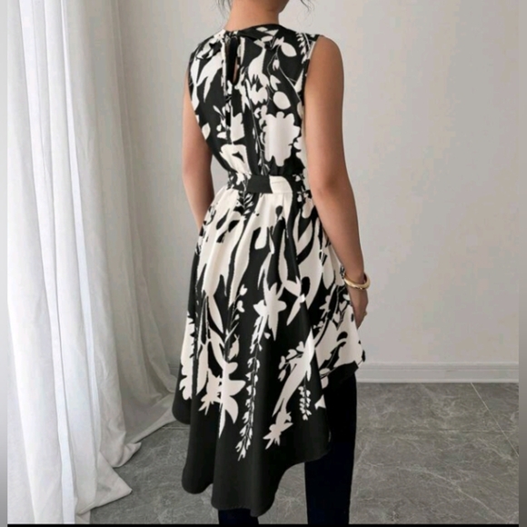 Women's Floral Retro Print Self-Tie Waist Asymmetrical Hem Short Sleeve Blouse - Picture 2 of 5